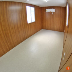 interior-oficina-movil-3 interior-oficina-movil-3